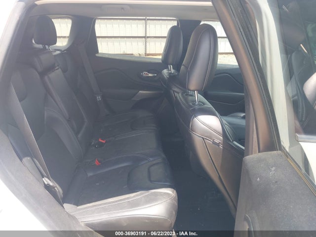 1C4PJLLB9KD428588 Jeep Cherokee Latitude Plus