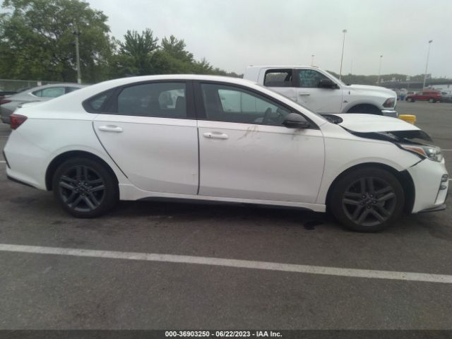 3KPF34AD3ME410587 KIA Forte Gt-line