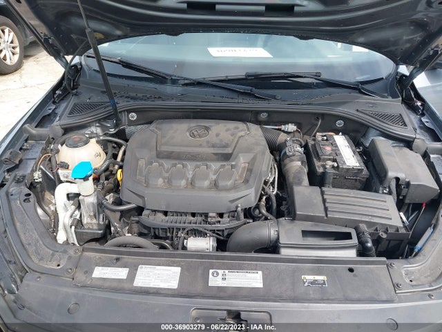 1VWAA7A3XJC000538 Volkswagen Passat 2.0t S/r-line