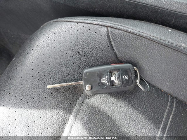1VWAA7A3XJC000538 Volkswagen Passat 2.0t S/r-line