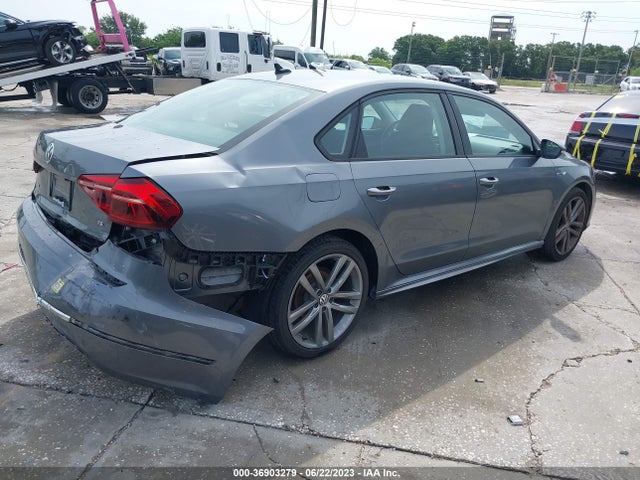 1VWAA7A3XJC000538 Volkswagen Passat 2.0t S/r-line