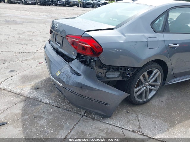 1VWAA7A3XJC000538 Volkswagen Passat 2.0t S/r-line
