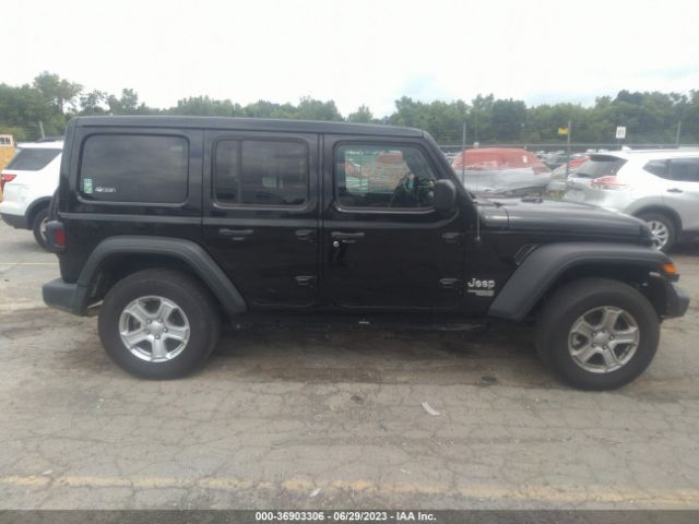 1C4HJXDN2MW632452 Jeep Wrangler Unlimited Sport S
