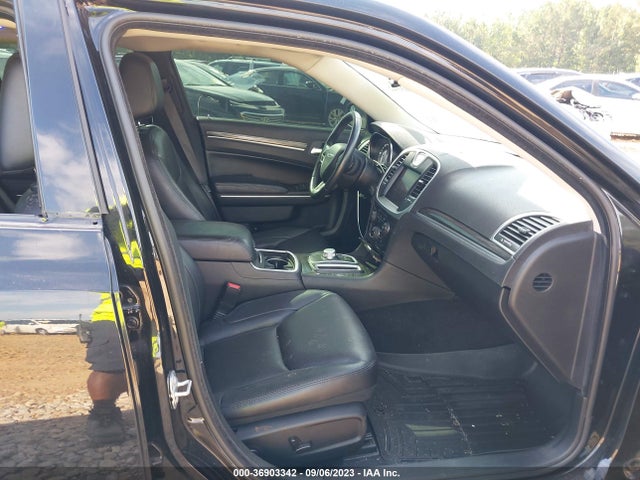 2C3CCAAG6KH722887 Chrysler 300 Touring