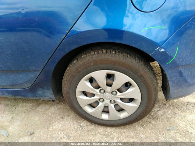 Hyundai ACCENT SE 2017 KMHCT5AE1HU342018 Image 3
