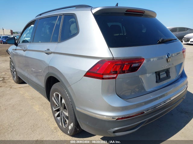 3VV1B7AX8NM037726 Volkswagen TIGUAN S
