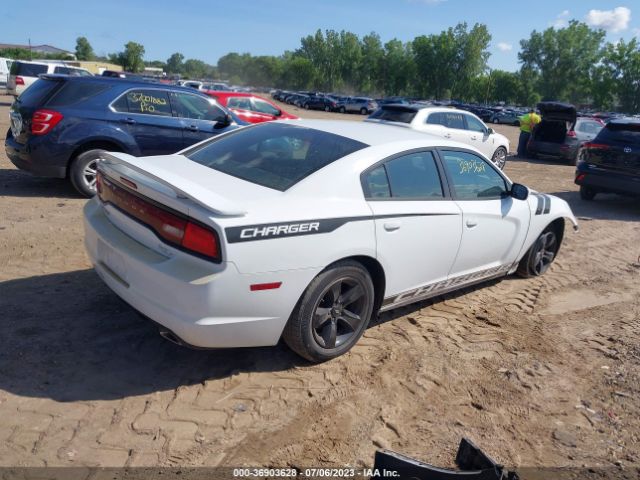 2C3CDXBG4EH268349 Dodge Charger Se