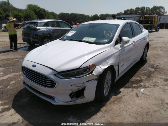 3FA6P0MU9KR185757 Ford Fusion Hybrid Sel
