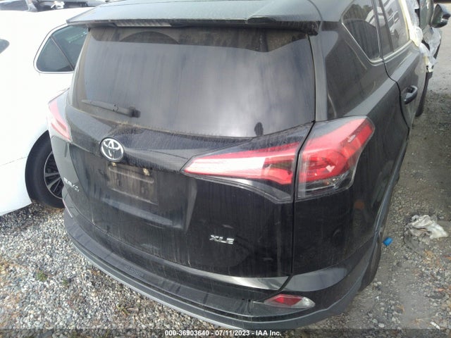 2018 TOYOTA RAV4 XLE/ADVENTURE VIN: 2T3WFREV9JW511690
