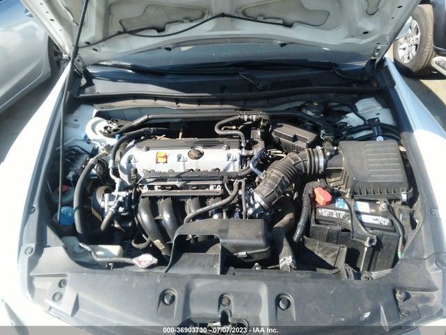 2011 HONDA ACCORD SDN EX-L VIN: 1HGCP2F8XBA091763