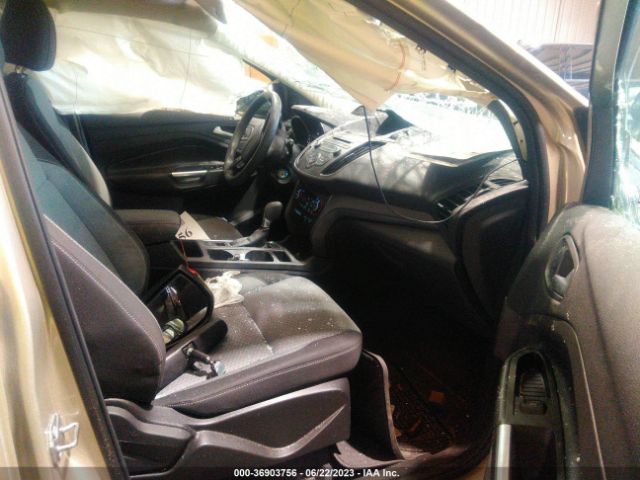 1FMCU9GD4HUD03099 Ford ESCAPE SE