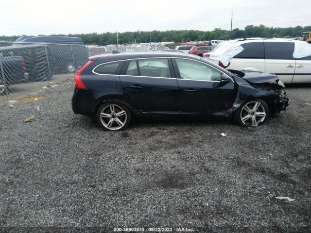 YV140MEK8H1358403 Volvo V60 T5 Premier