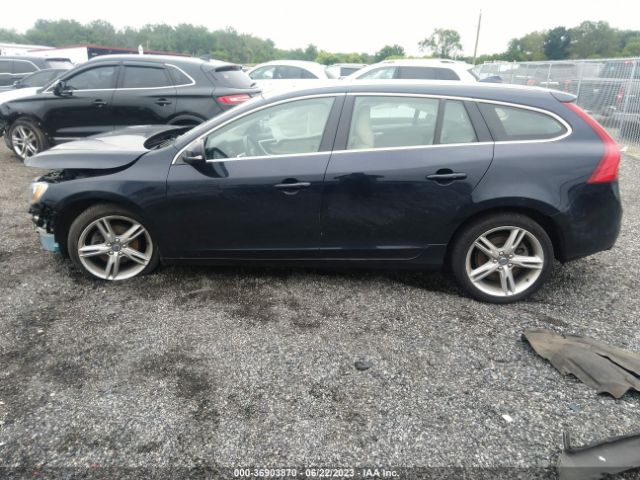 YV140MEK8H1358403 Volvo V60 T5 Premier