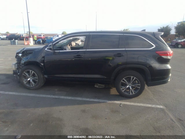 Toyota Highlander Le 2018 5TDZZRFH9JS262418 Image 7