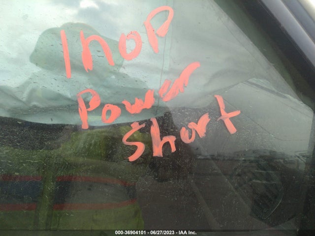 2011 CHEVROLET SUBURBAN 1GNSKKE37BR395494 Photo 6