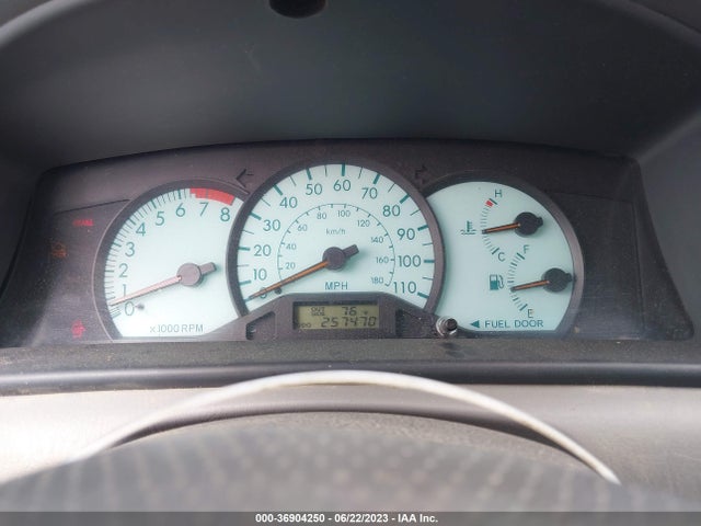 2004 TOYOTA COROLLA CE/S/LE VIN: 2T1BR32E44C309717