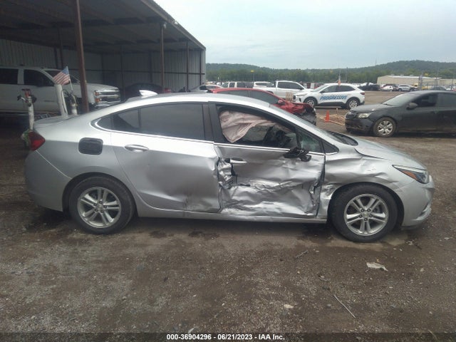 Chevrolet CRUZE LT 2018 1G1BE5SM8J7176559 Image 13