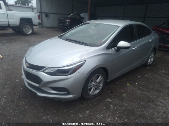 Chevrolet CRUZE LT 2018 1G1BE5SM8J7176559 Image 2