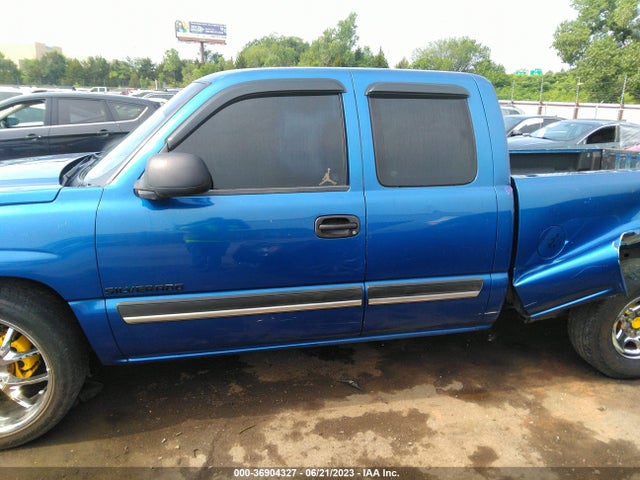 2004 CHEVROLET SILVERADO 1500 LS VIN: 2GCEC19T641236033