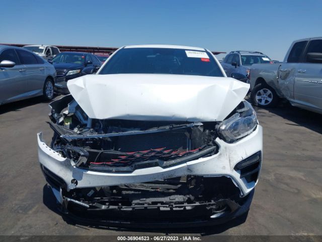 3KPF34AD9ME300305 KIA Forte Gt-line
