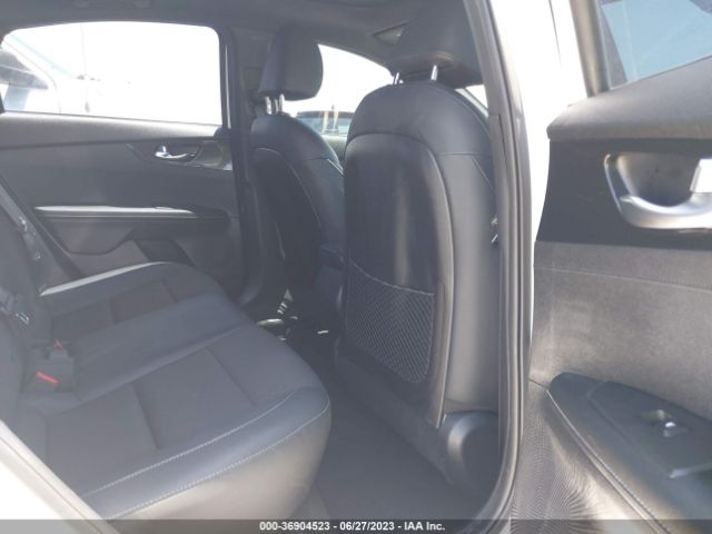 3KPF34AD9ME300305 KIA Forte Gt-line