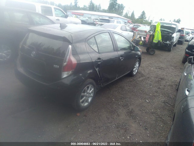 Toyota Prius C One/two/three/four 2016 JTDKDTB31G1119914 Image 10