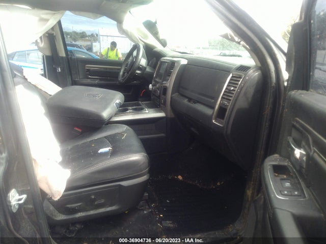 1C6RR7UT3ES340935 RAM 1500 Sport