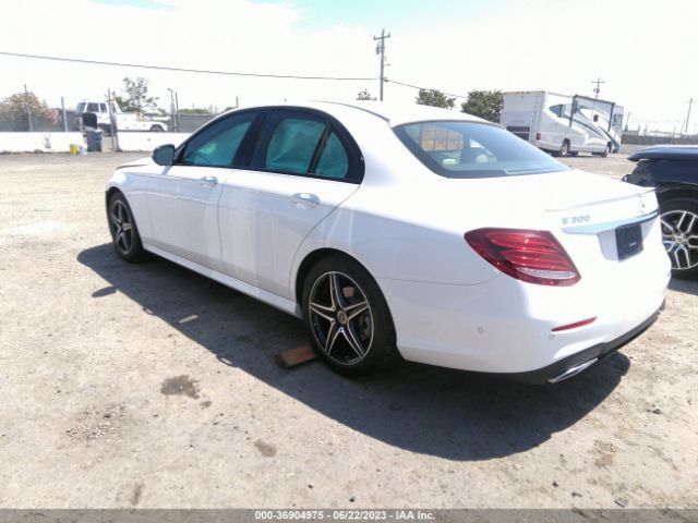 WDDZF4JBXKA520397 Mercedes-Benz E-class E 300