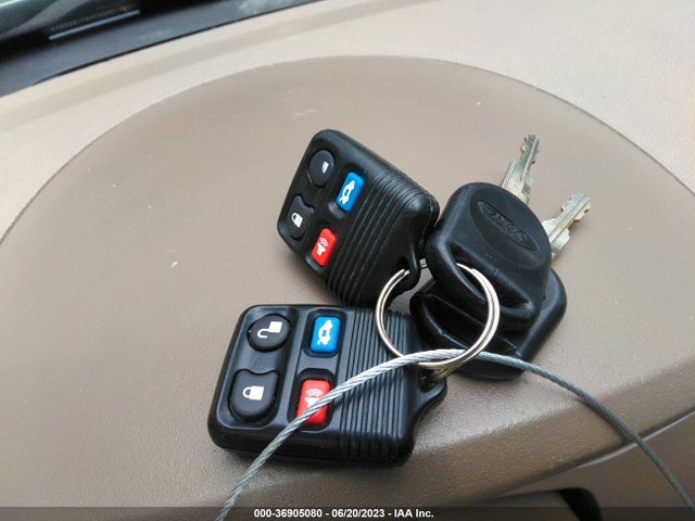 2006 FORD FOCUS S/SE/SES VIN: 1FAHP34N06W160929