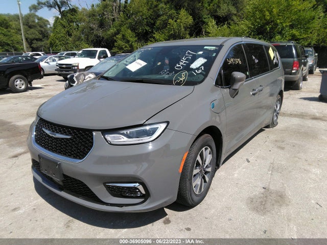 Chrysler Pacifica Hybrid Touring L 2022 2C4RC1L75NR134836 Image 2