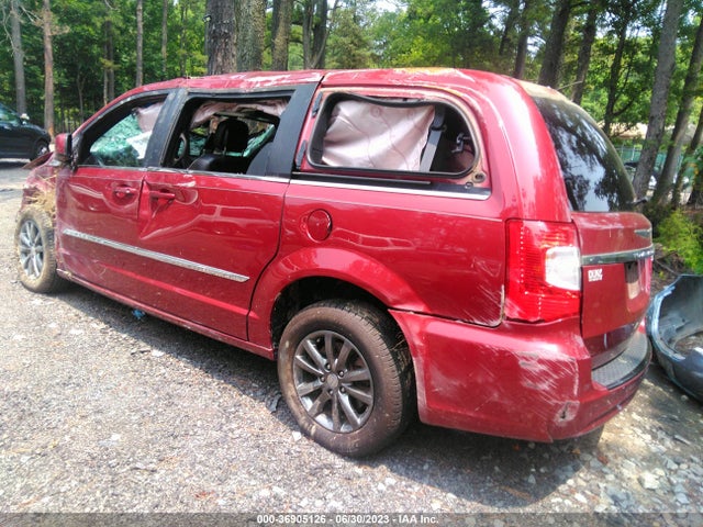 2C4RC1HG6FR629475 Chrysler Town & Country S