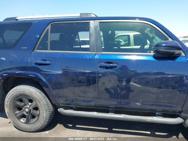 Toyota 4RUNNER SR5 2019 JTEZU5JR2K5202457 Image 5