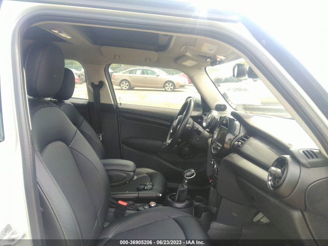 2018 Mini Hardtop, VIN: WMWXU1C50J2F80601