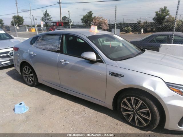 5XXGT4L38KG379754 KIA Optima Lx