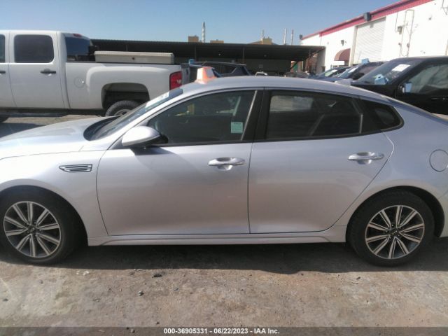 5XXGT4L38KG379754 KIA Optima Lx