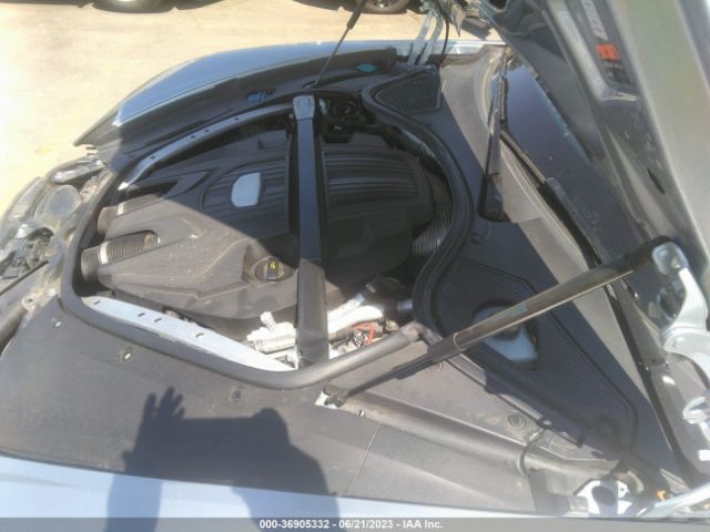 WP0AB2A74HL123400 Porsche Panamera 4s