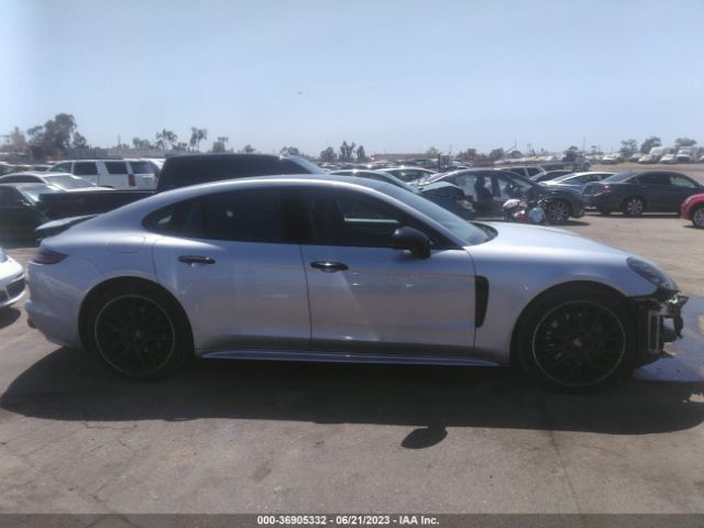 WP0AB2A74HL123400 Porsche Panamera 4s