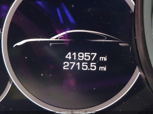 WP0AB2A74HL123400 Porsche Panamera 4s