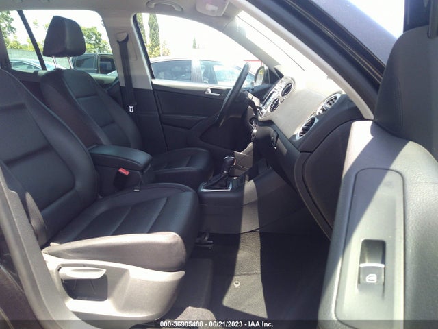 2012 VOLKSWAGEN TIGUAN SE VIN: WVGAV7AX6CW547426