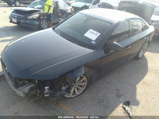 WAUGNAF4XHN027234 Audi A4 PREMIUM