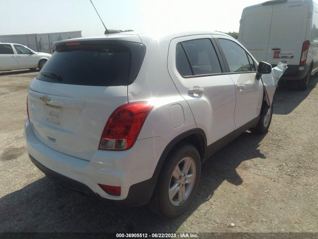 Chevrolet TRAX LS 2020 KL7CJKSB4LB021752 Image 4