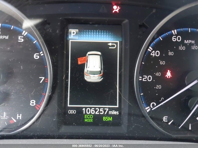 2017 TOYOTA RAV4 XLE VIN: JTMRFREV1HD218967