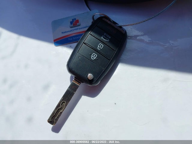 KIA Optima Lx 2016 5XXGT4L38GG091689 Image 3