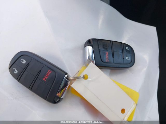 3C4NJCAB7JT202858 Jeep Compass Sport
