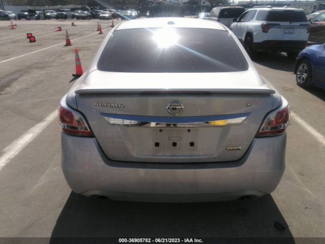 1N4AL3AP4FN915556 Nissan Altima 2.5 S