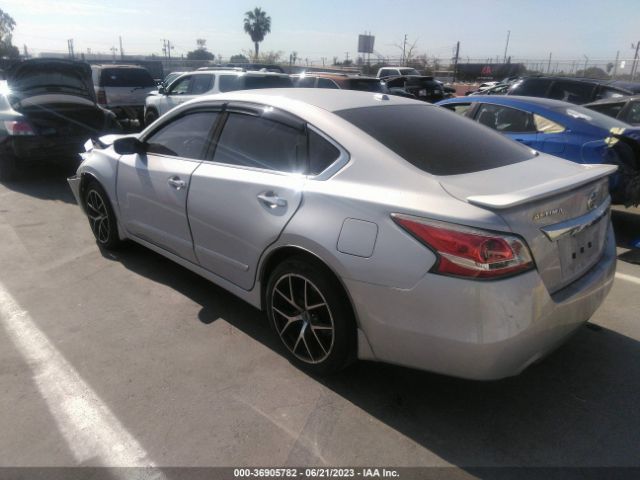 1N4AL3AP4FN915556 Nissan Altima 2.5 S