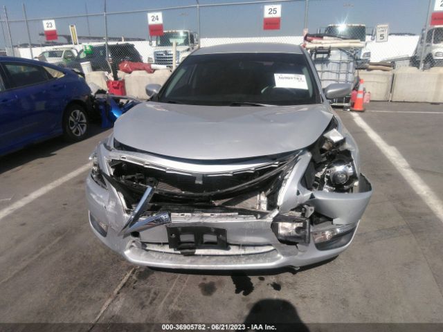 1N4AL3AP4FN915556 Nissan Altima 2.5 S