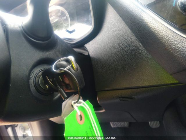 5YFEPMAE3MP200398 Toyota COROLLA LE