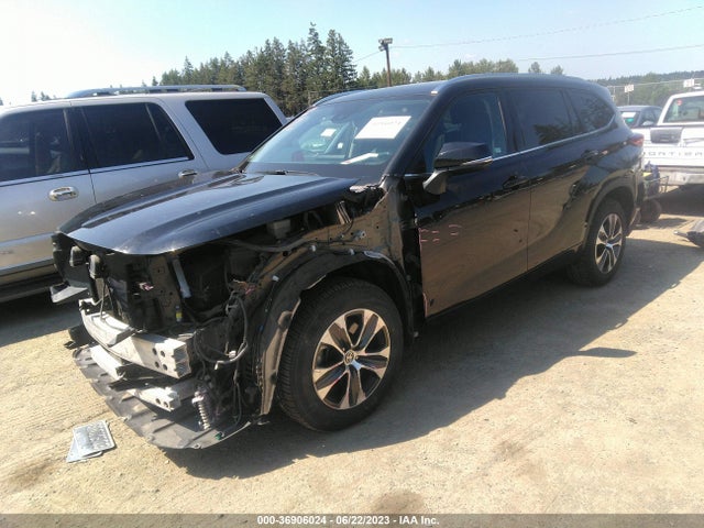 Toyota Highlander Xle 2021 5TDGZRAH6MS516637 Image 2
