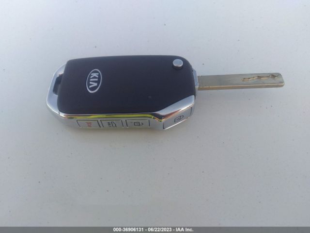 3KPF24AD7ME276847 KIA Forte Lxs